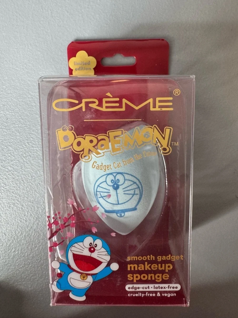 The Crème shop Doraemon Smooth gadget  Makeup Sponge latex free edge cut limited